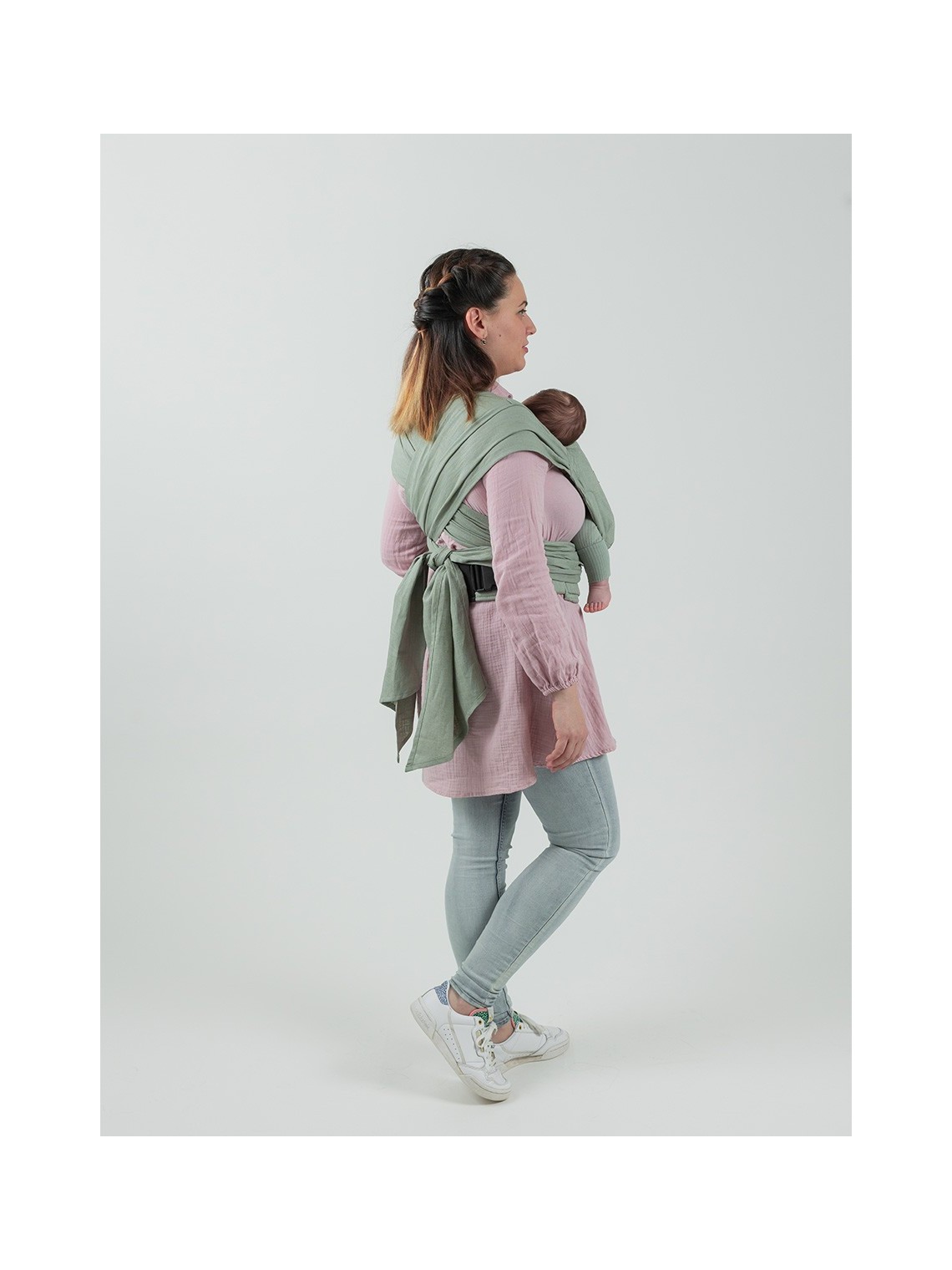 ISARA QuickTie – hybrid wrap conversion carrier with easy adjustment