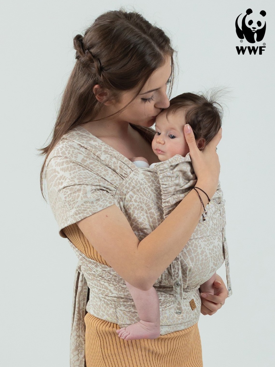 ISARA QuickTie – hybrid wrap conversion carrier with easy adjustment