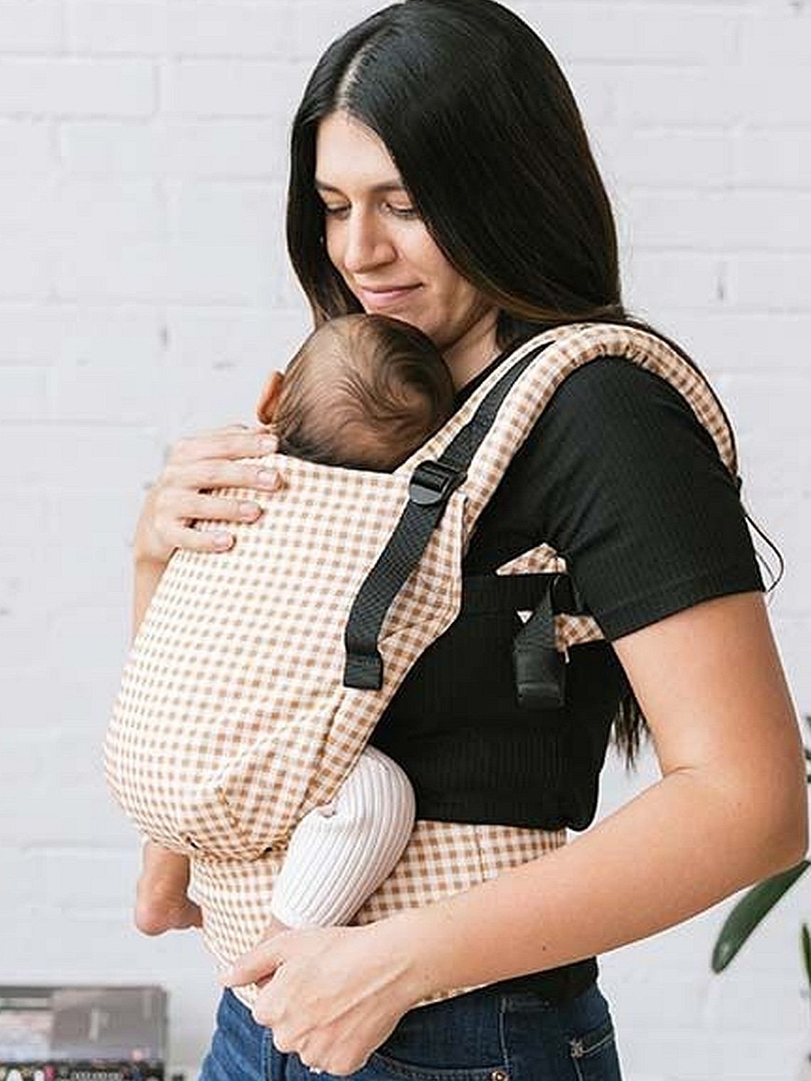 Tula Free To Grow Baby Carrier – ergonomic from birth, no insert needed