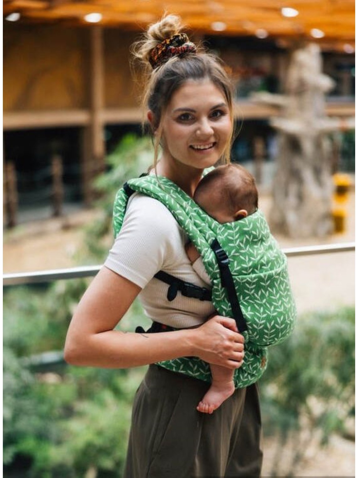 LennyLight – lightweight and intuitive baby carrier