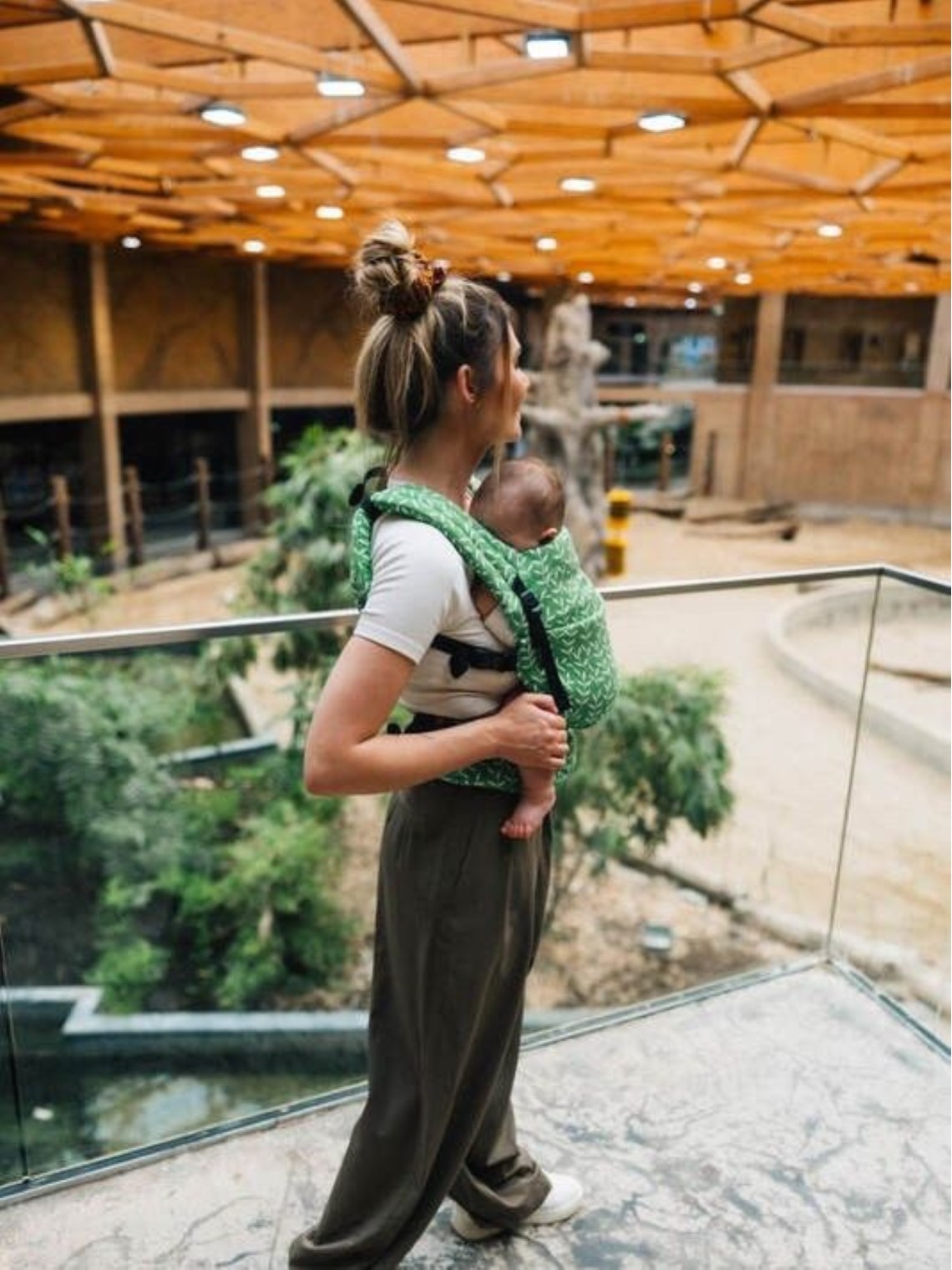 LennyLight – lightweight and intuitive baby carrier