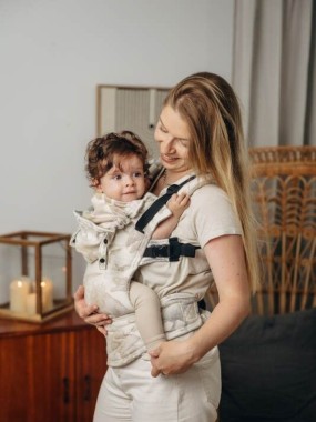 LennyGo Toddler carrier – from 1.5 years | babysling.eu LennyGo Toddler carrier – from 1.5 years | babysling.eu