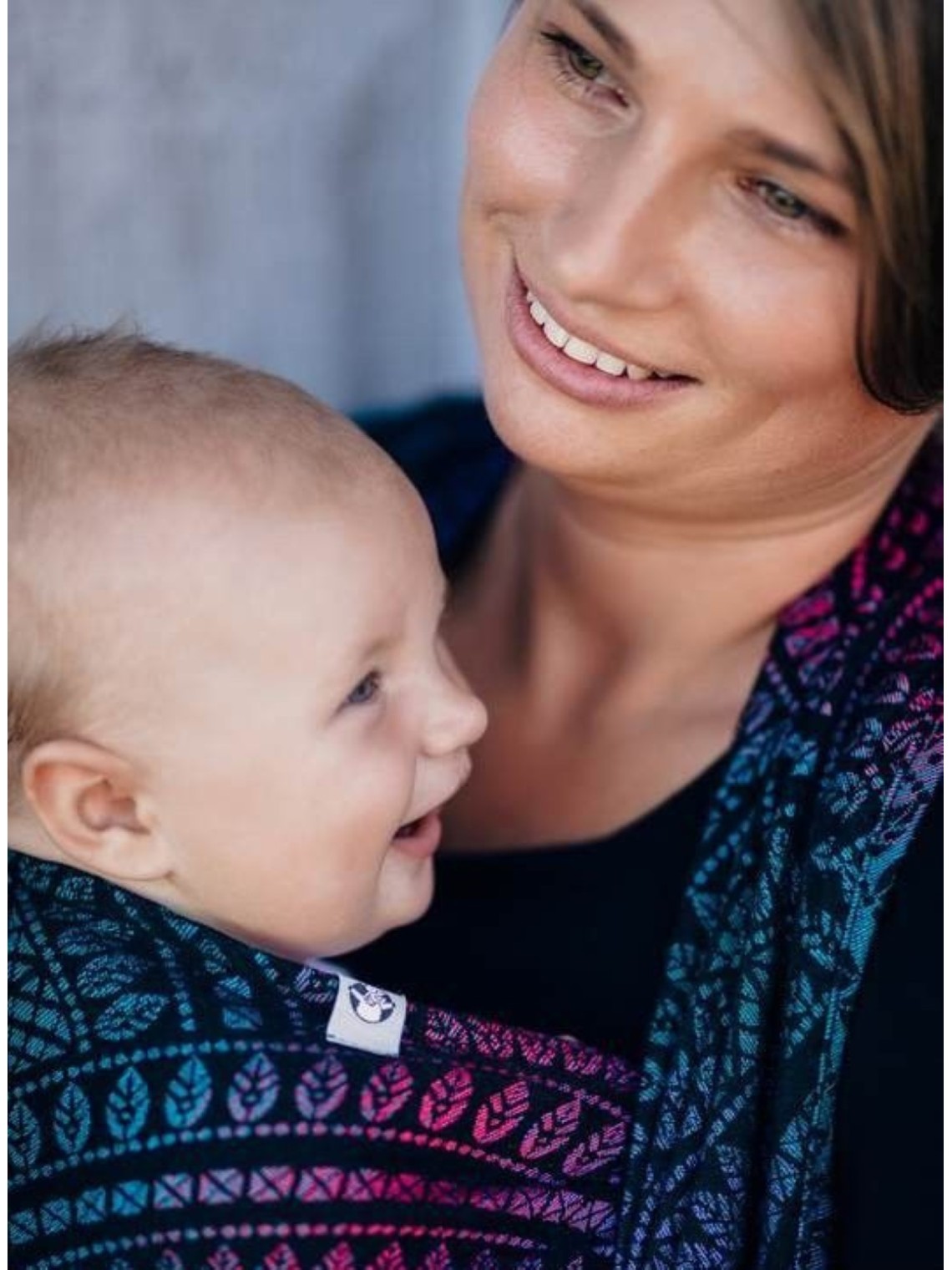 LennyLamb baby wrap – ergonomic and soft from birth to preschool