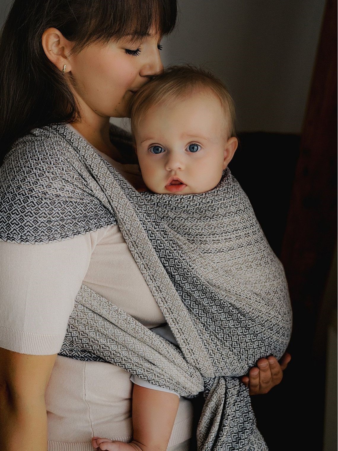 Little Frog baby sling – breathable and affordable baby wrap