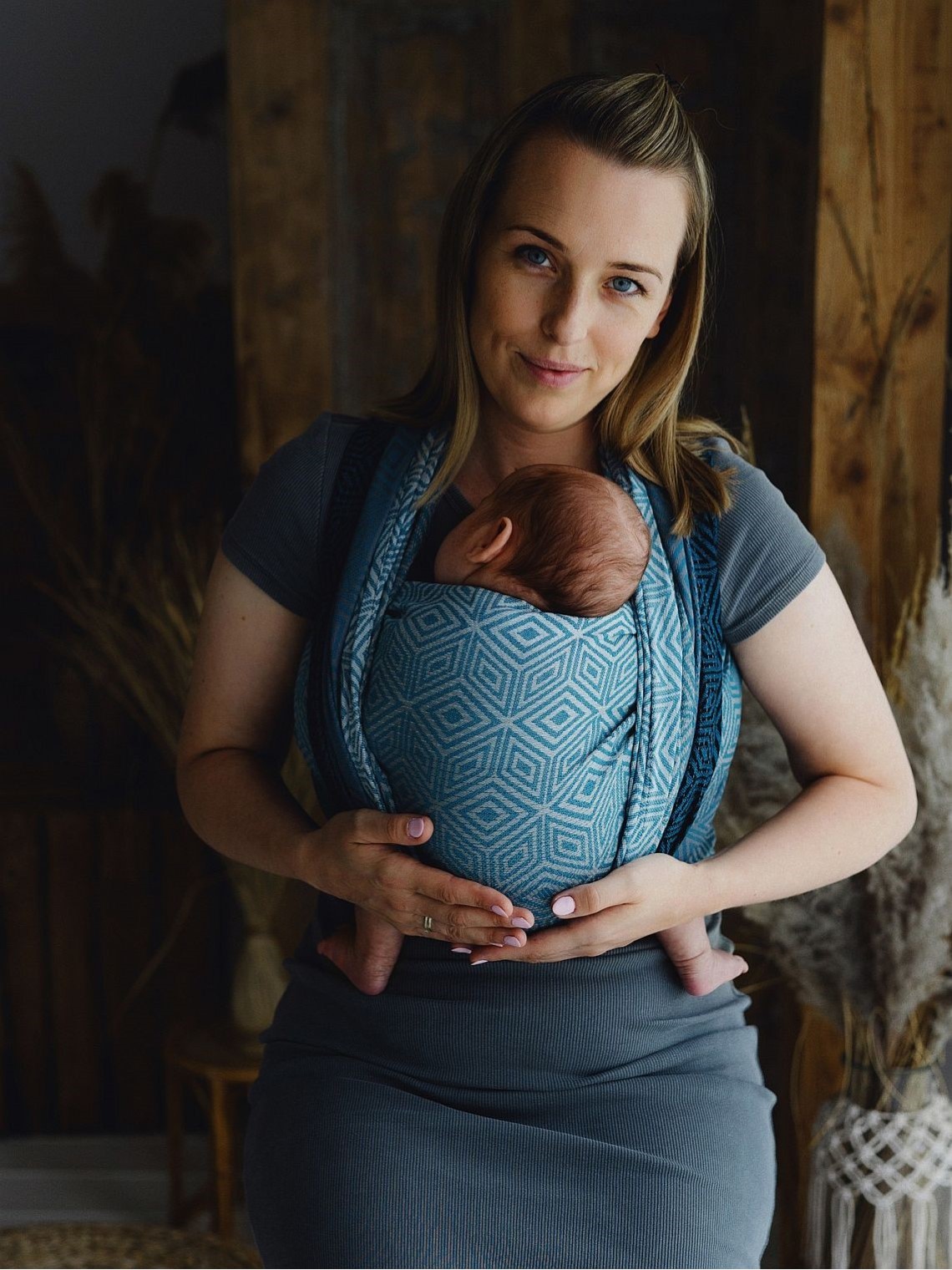 Little Frog baby sling – breathable and affordable baby wrap Little Frog baby sling – breathable and affordable baby wrap