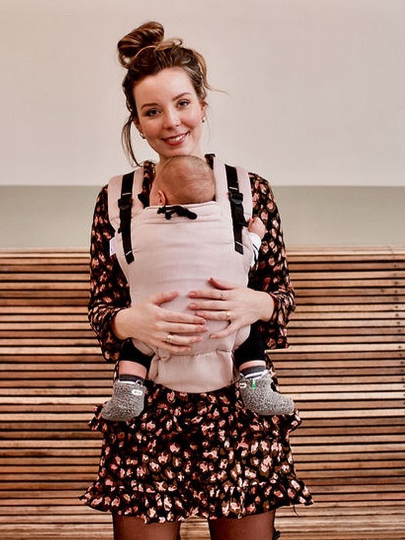 Pure Baby Love Cross & Go – simple and comfortable baby carrier