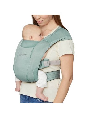 Ergobaby Embrace – soft and compact newborn carrier