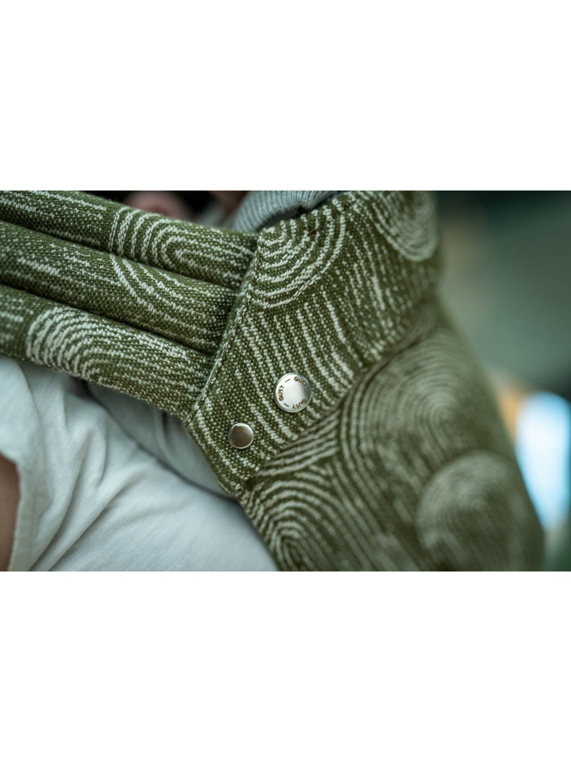 QUSY Standard 2.0 – innovative adjustable baby carrier