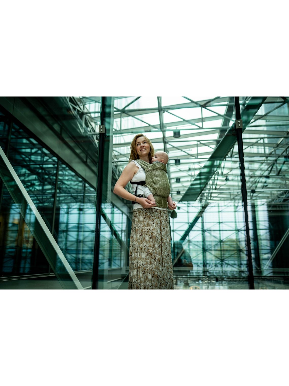 QUSY Standard 2.0 – innovative adjustable baby carrier