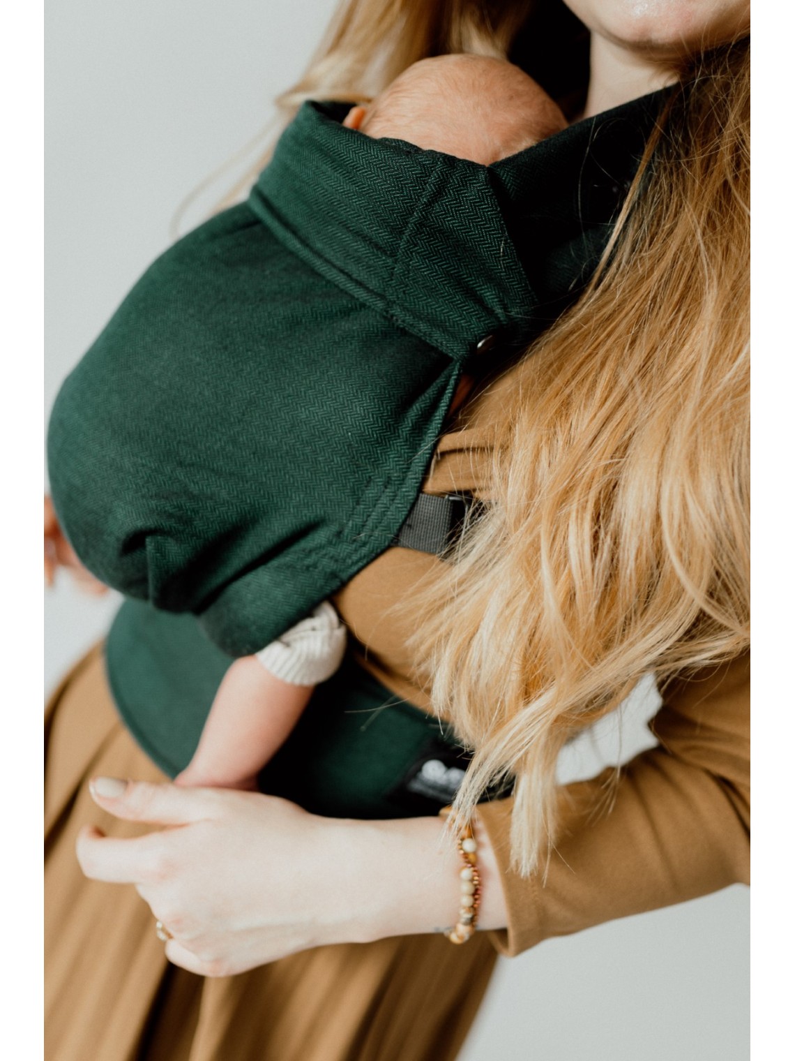 QUSY MINI 2.0 – ultra-light adjustable baby carrier