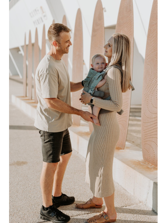 Quokkababy E-Carrier ergonomic baby carrier – maximum adaptability from day one