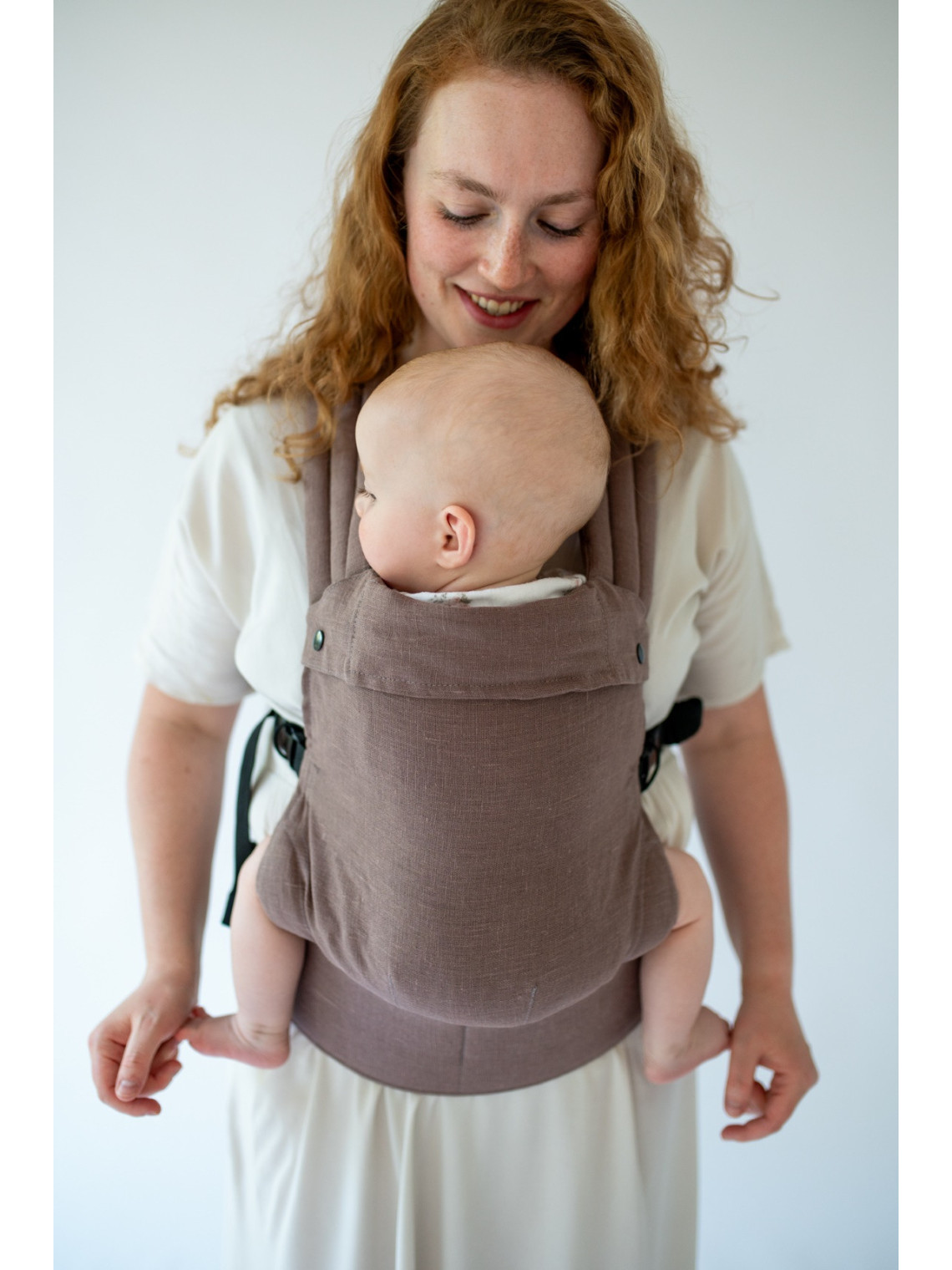 QUSY MINI 2.0 – ultra-light adjustable baby carrier