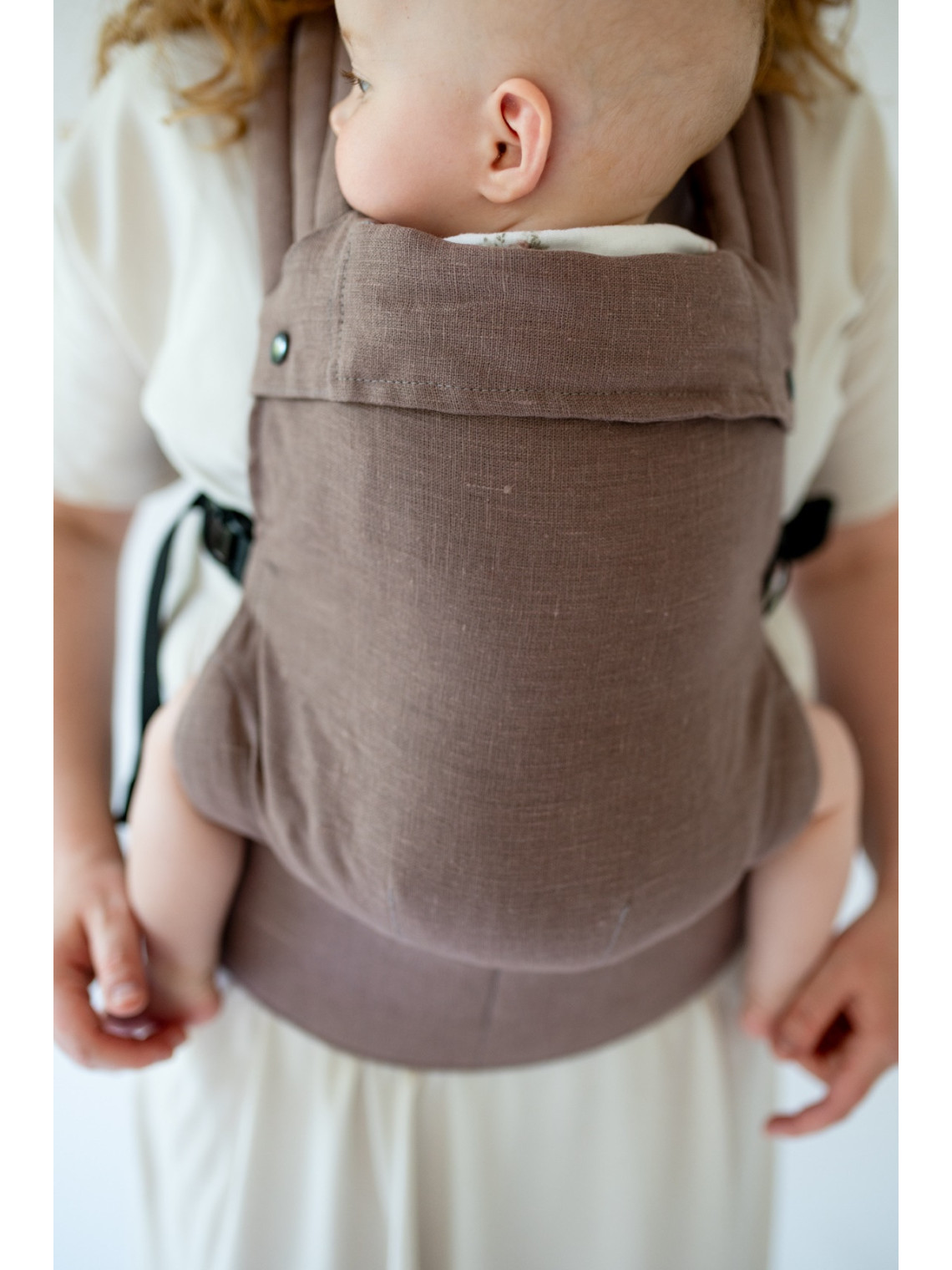 QUSY MINI 2.0 – ultra-light adjustable baby carrier