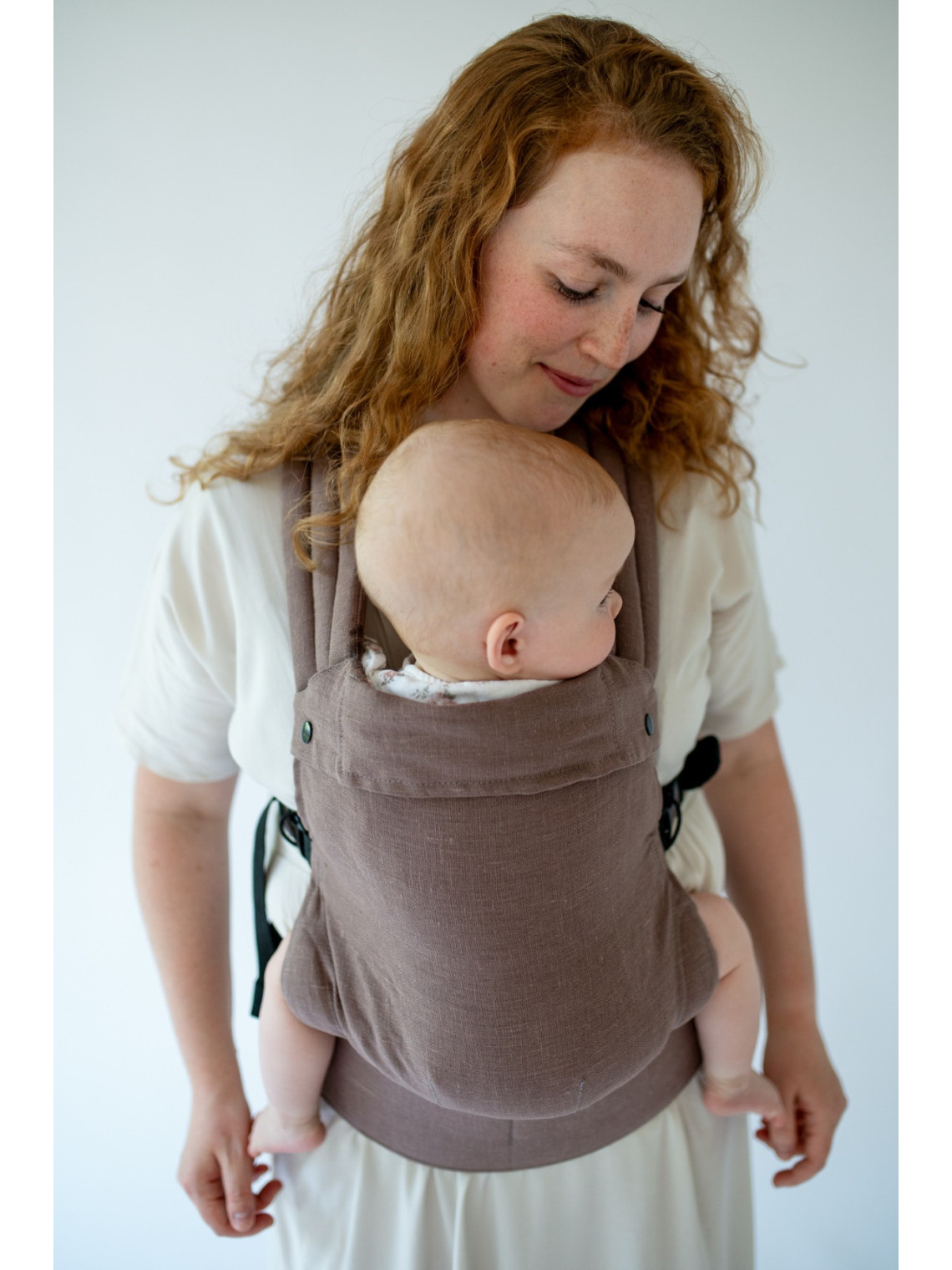 QUSY MINI 2.0 – ultra-light adjustable baby carrier
