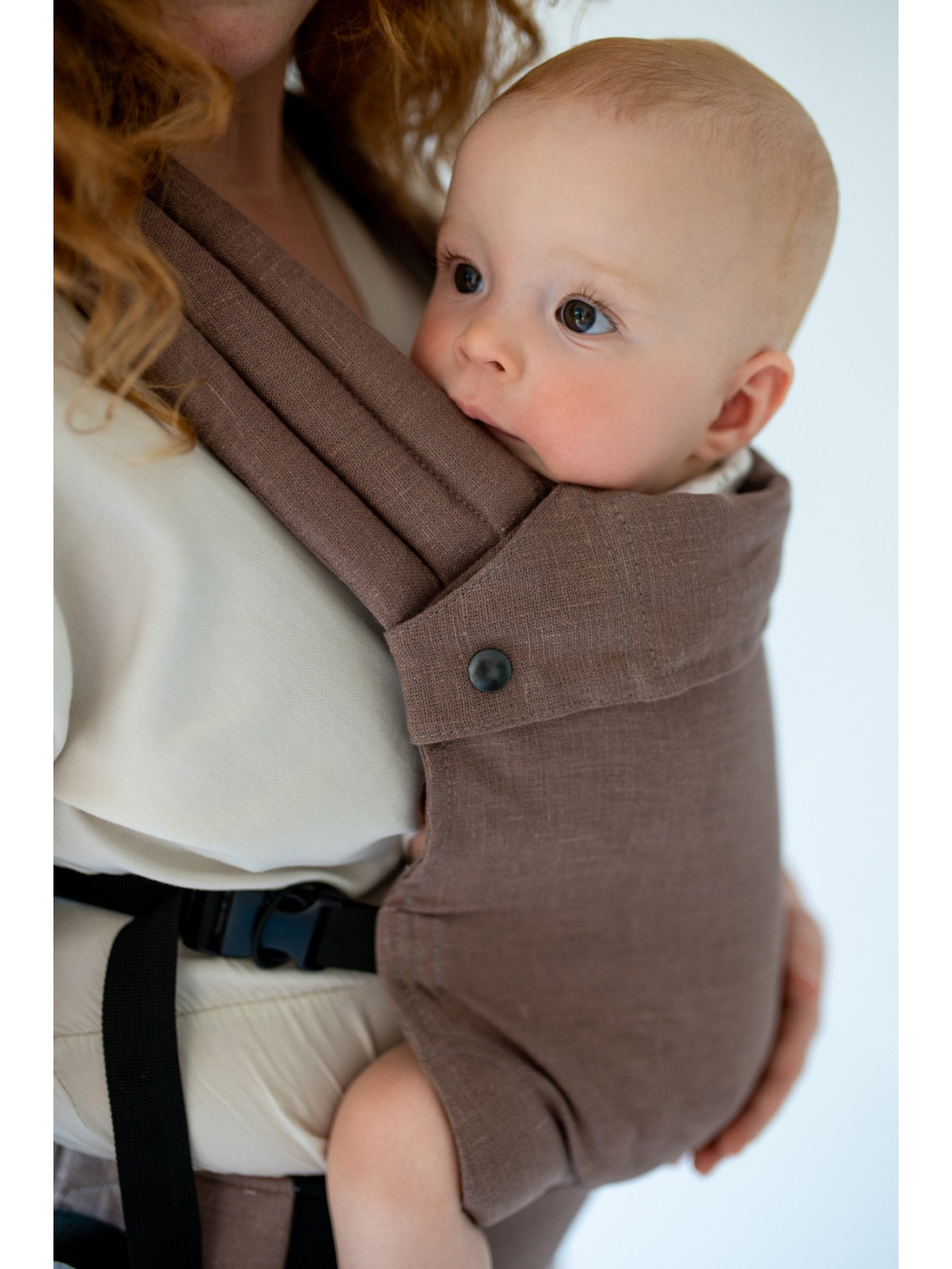 QUSY MINI 2.0 – ultra-light adjustable baby carrier