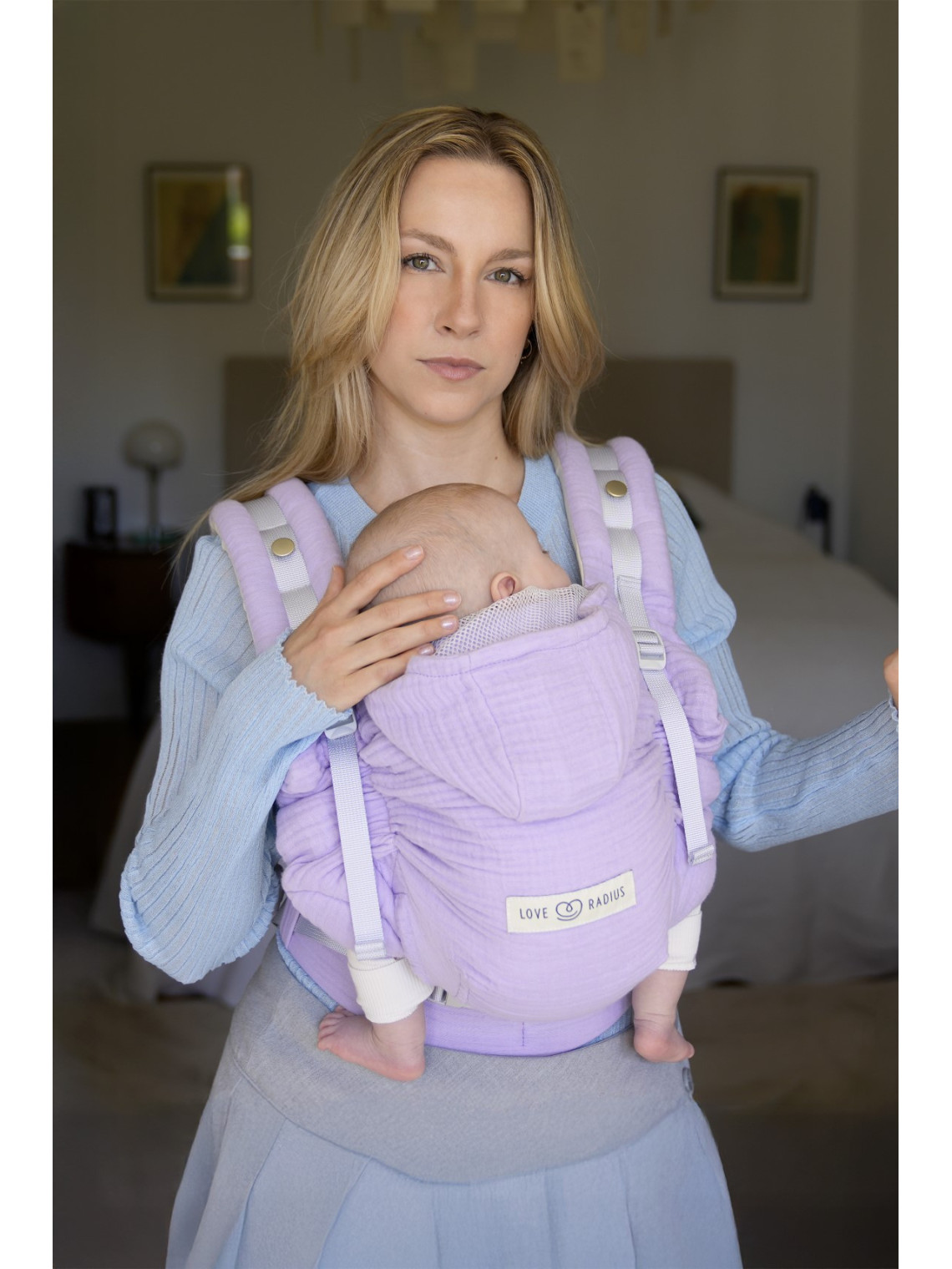 LOVE RADIUS HoodieCarrier 2 – ergonomic baby carrier from birth