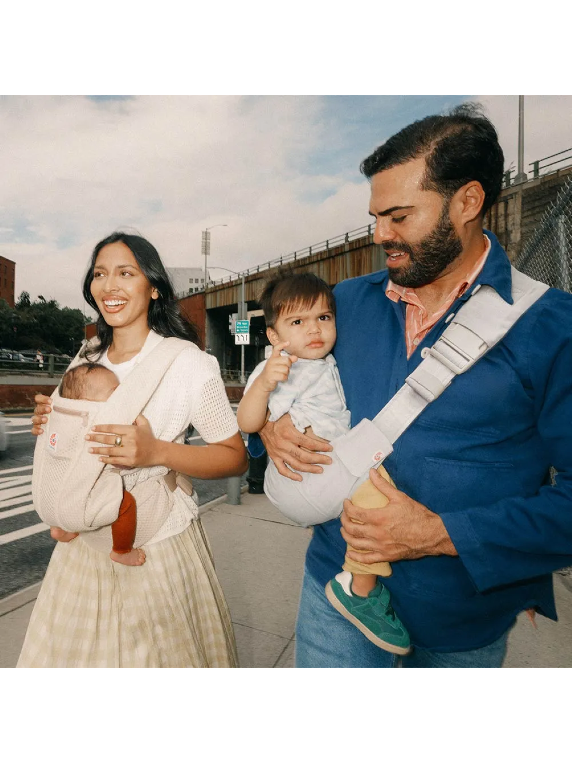 Ergobaby Upsie – a new, fun baby carrier for bigger kids.