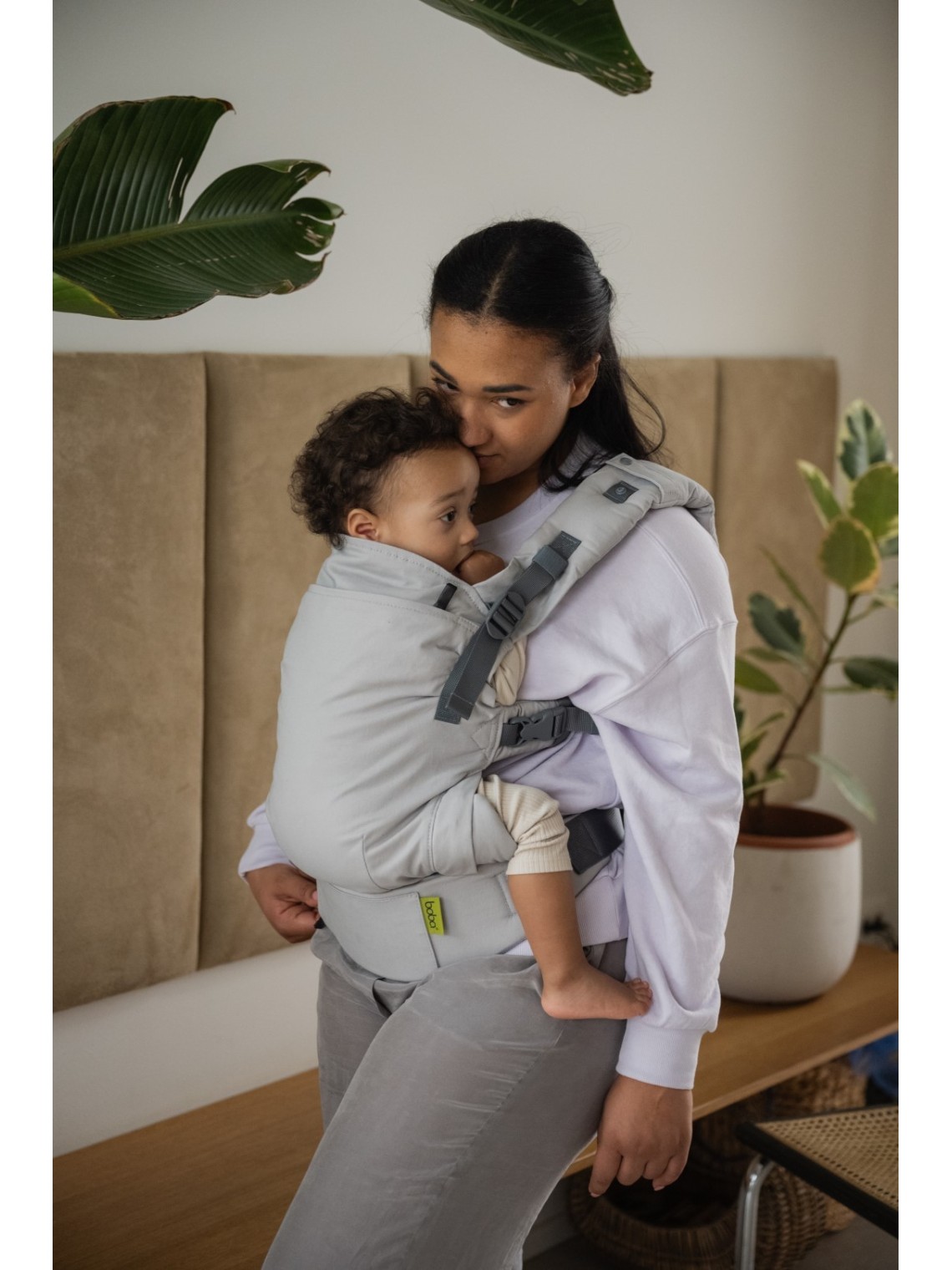 Boba X – adjustable ergonomic carrier from birth