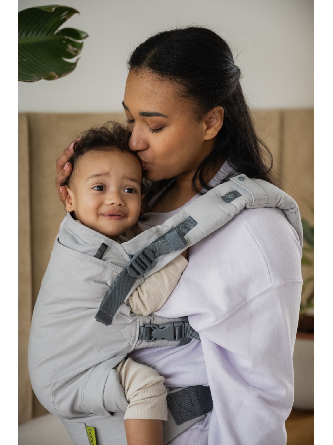 Boba X – adjustable ergonomic carrier from birth