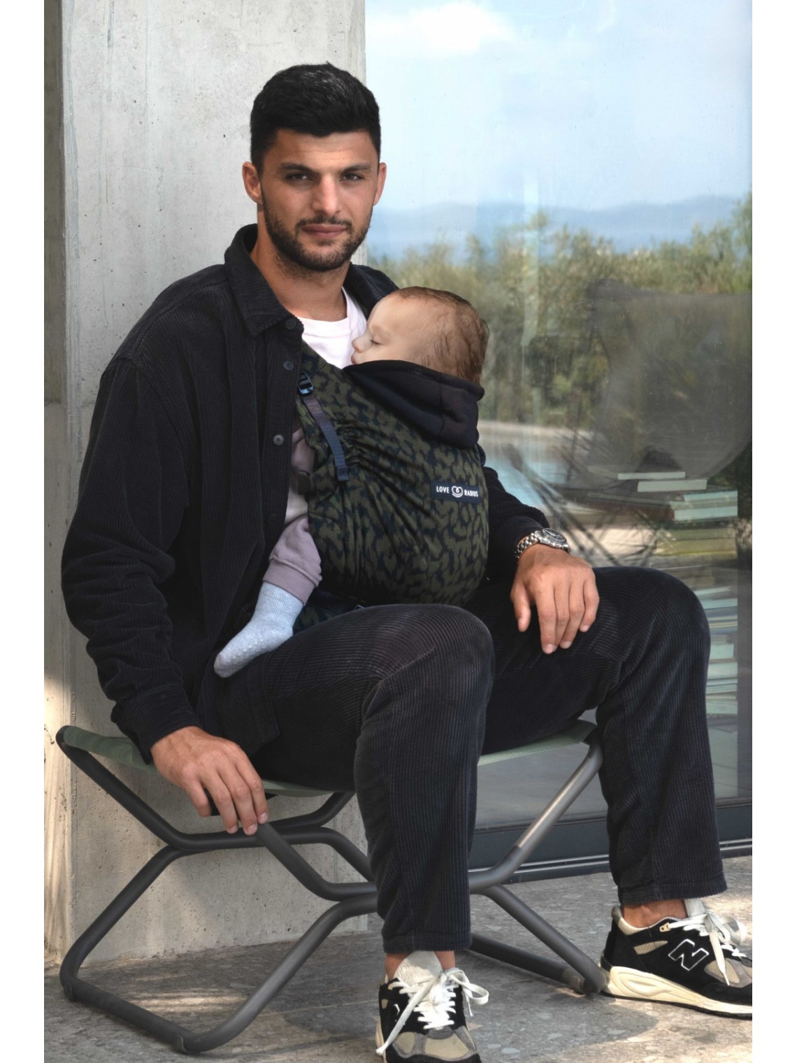 LOVE RADIUS HoodieCarrier 2 – ergonomic baby carrier from birth
