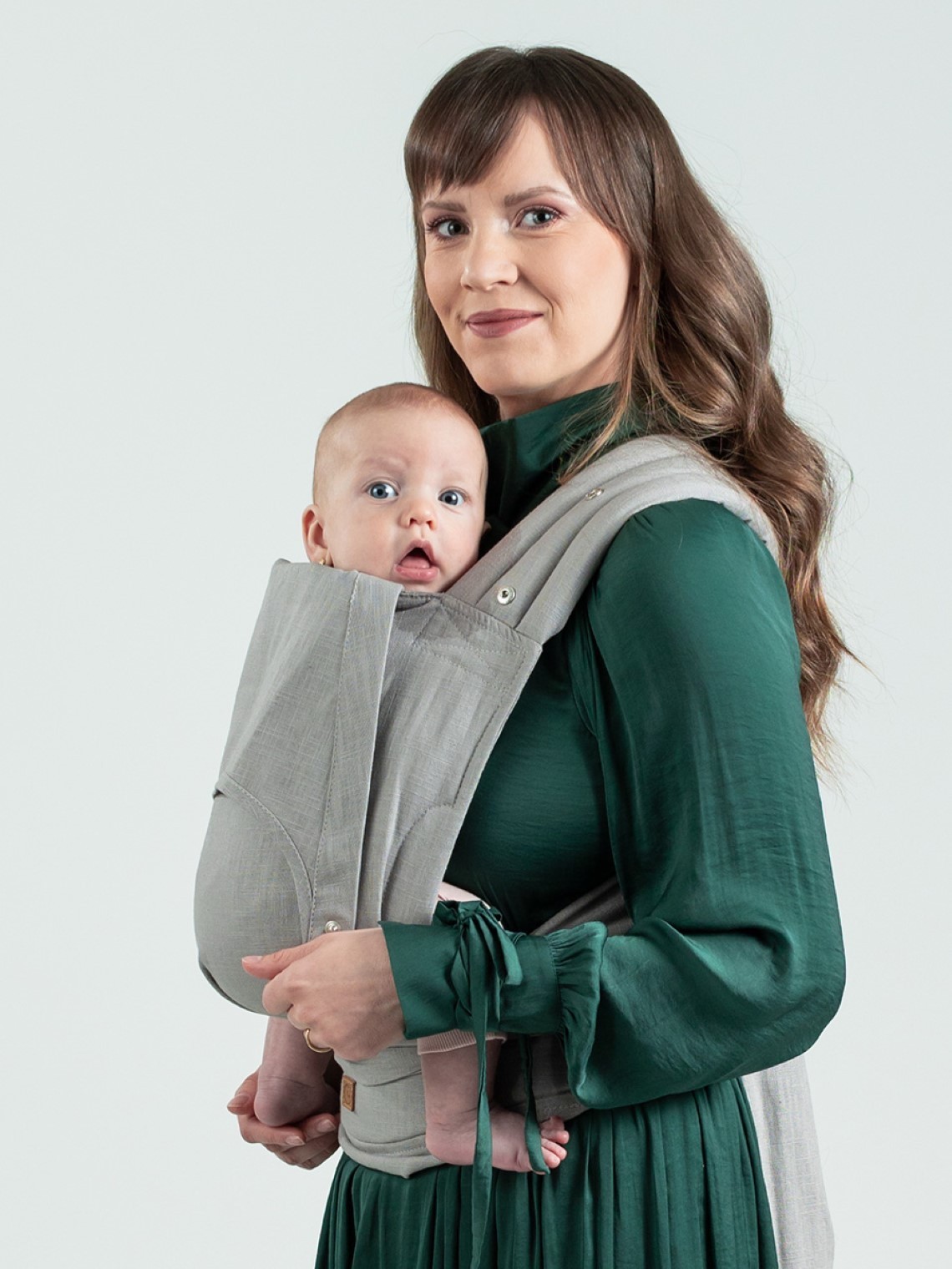 ISARA Quick Half Buckle – hybrid baby carrier with buckle and wrap flexibility