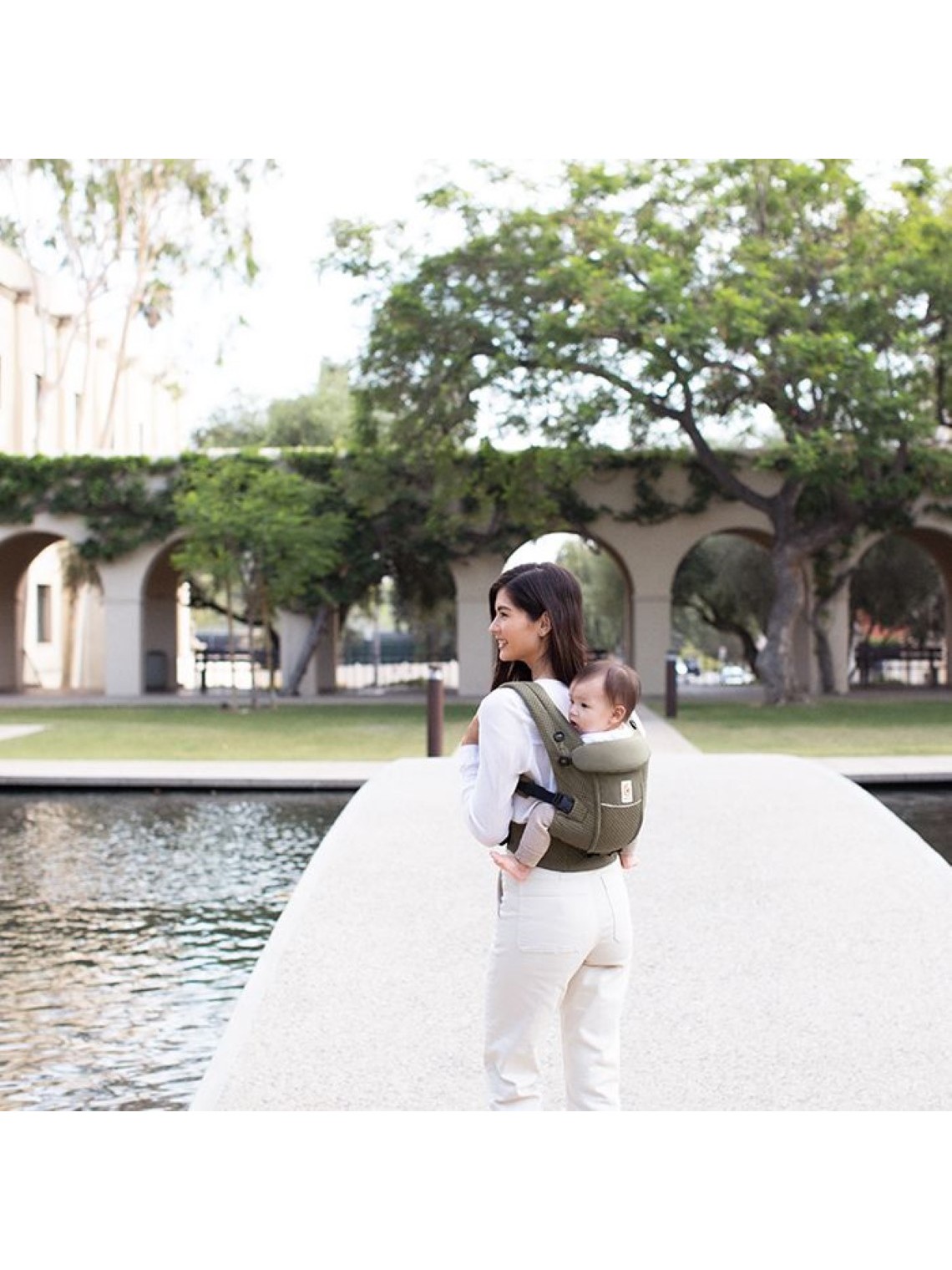 Ergobaby Adapt baby carrier – from newborn to toddler