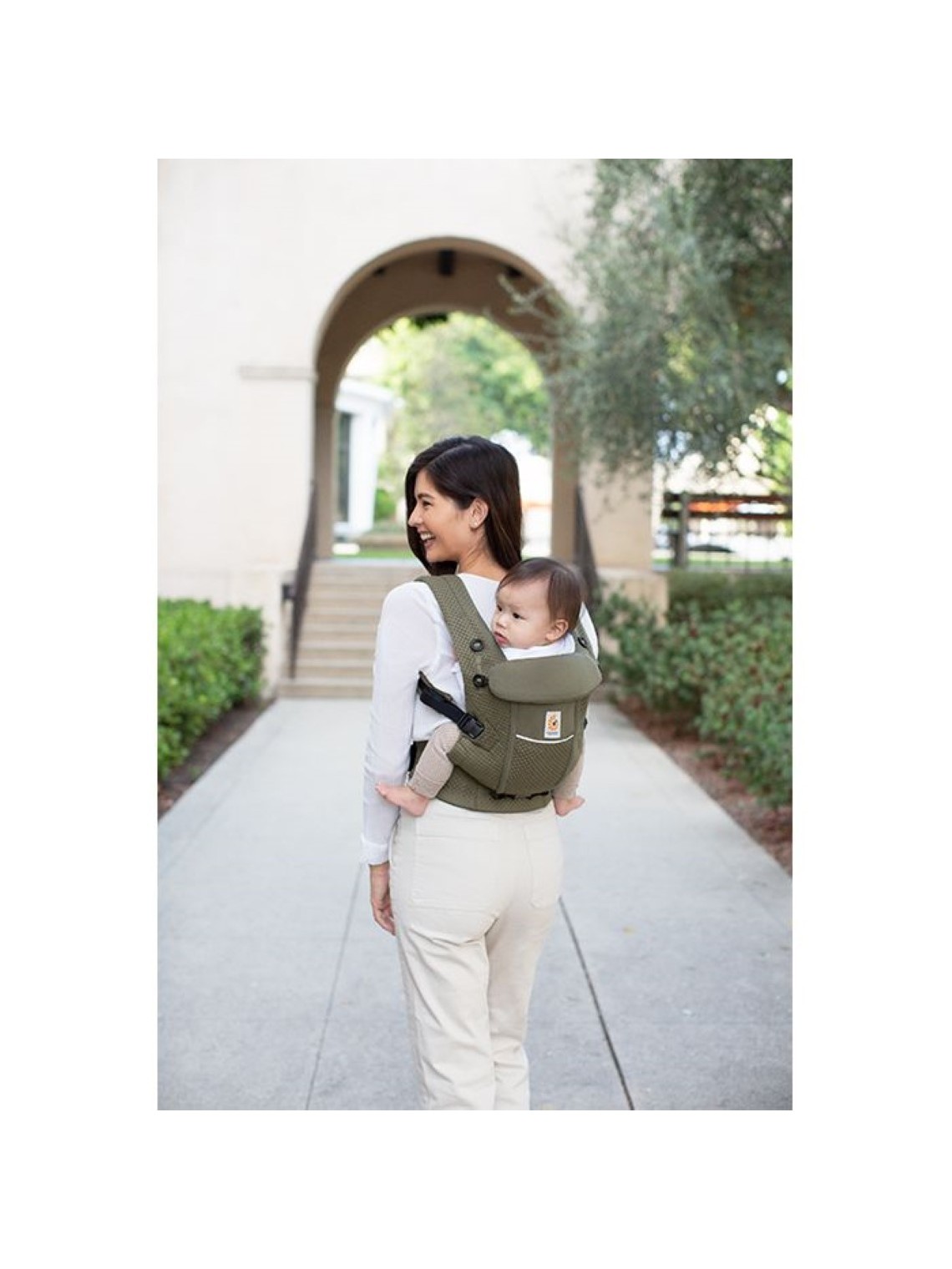 Ergobaby Adapt baby carrier – from newborn to toddler